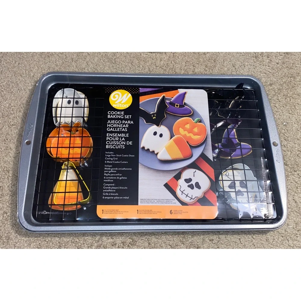 Wilton Halloween Cookie Baking Set  Cookie Sheet 6 Cutters + Cooling‎ Rack